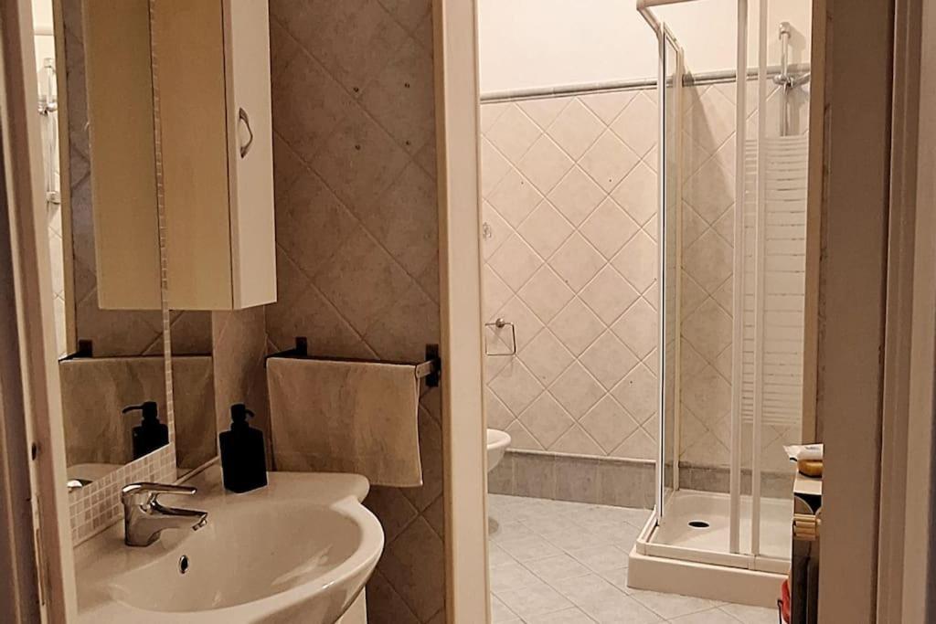 Appartamento Centro Citta Katalin House Ливорно Экстерьер фото